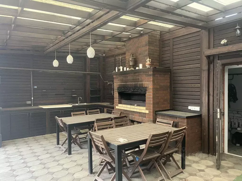 Дом в Краснодарский край, Ейск ул. Шмидта (170 м) - Фото 2