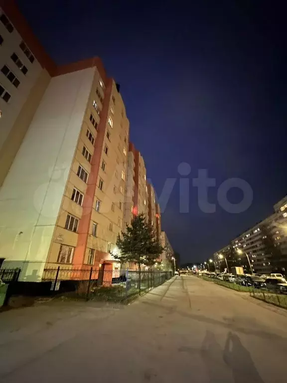 1-к. квартира, 43 м, 1/10 эт. - Фото 1