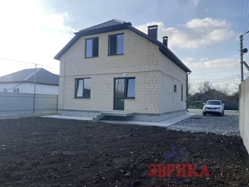 Дом в Краснодарский край, Крымск ул. Кочергина, 16 (140 м) - Фото 1