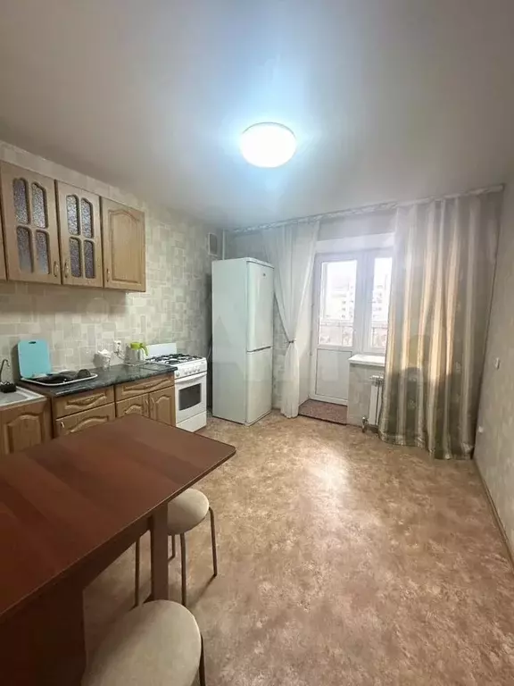 1-к. квартира, 38 м, 6/9 эт. - Фото 0
