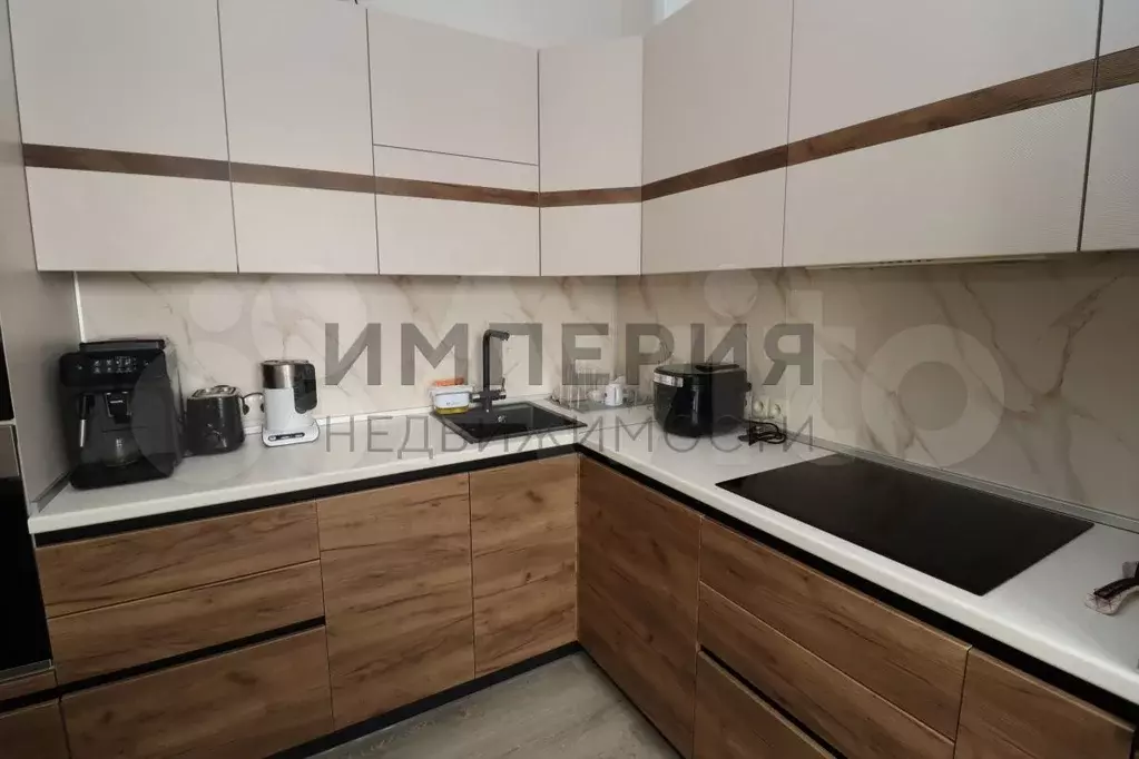 3-к. квартира, 76,9 м, 3/6 эт. - Фото 0
