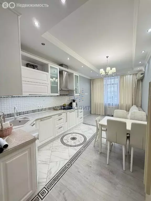 3-комнатная квартира: посёлок Коммунарка, улица Липовый Парк, 9 (74 м) - Фото 1