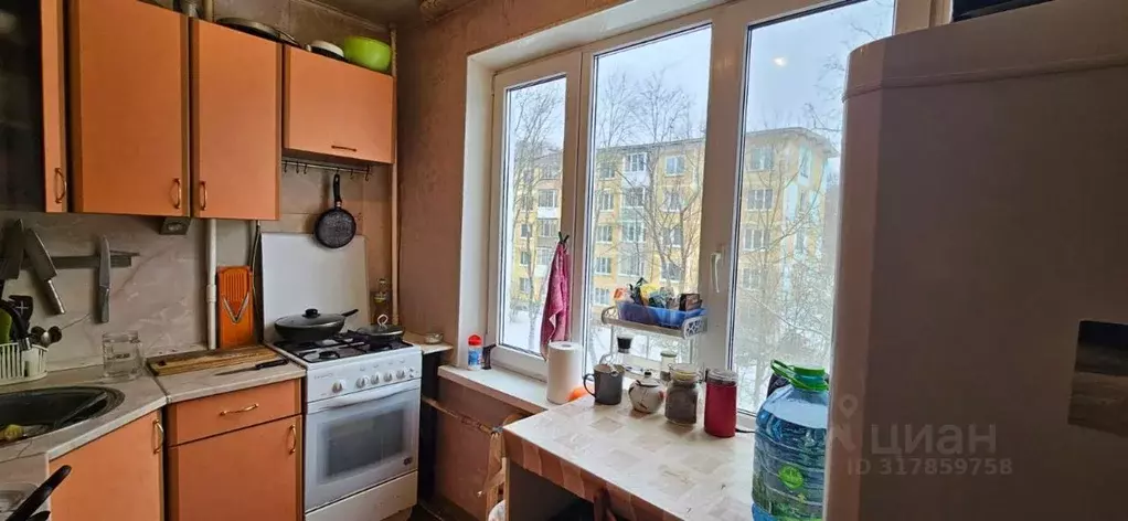 3-к кв. Московская область, Сергиев Посад Озерная ул., 1 (55.8 м) - Фото 0