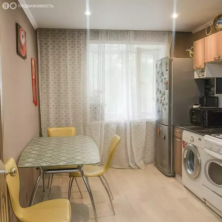 5-комнатная квартира: Курск, Сторожевая улица, 7 (89.9 м) - Фото 1