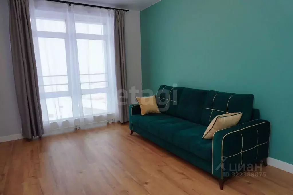 2-к кв. Ямало-Ненецкий АО, Новый Уренгой Славянский мкр, 6/1 (70.9 м) - Фото 1