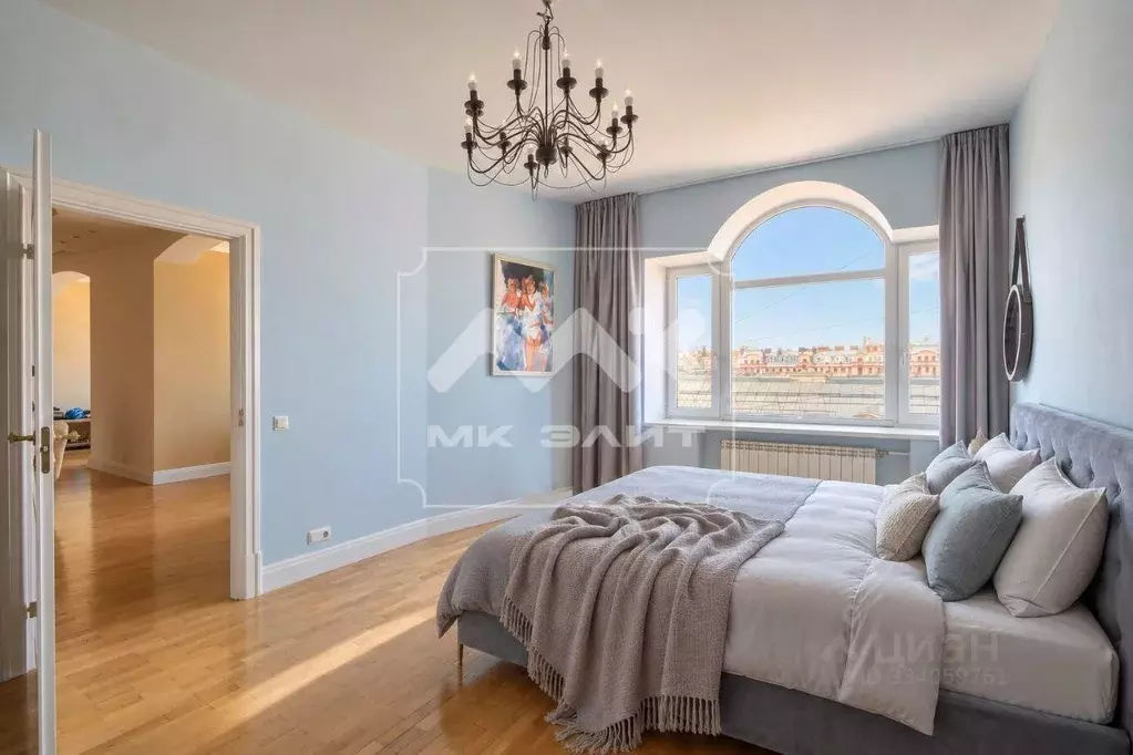 Квартира, 4 комнаты, 181.9 м - Фото 1