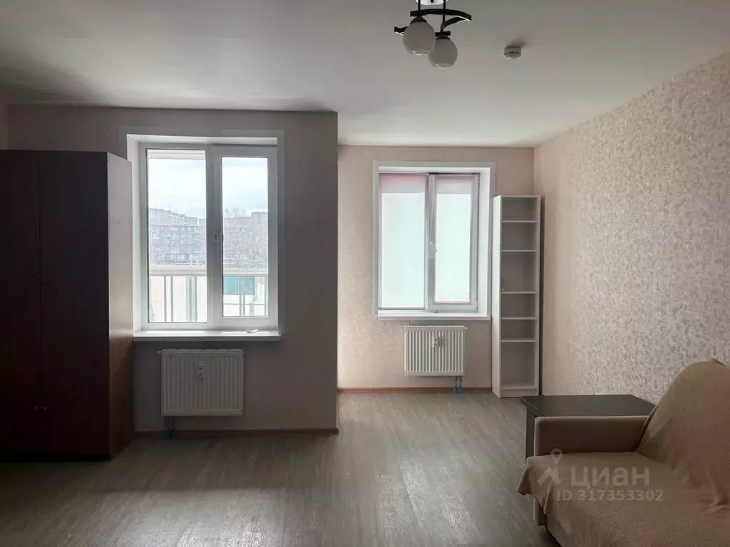 Студия Пермский край, Пермь ул. Крылова, 15А (32.7 м) - Фото 1
