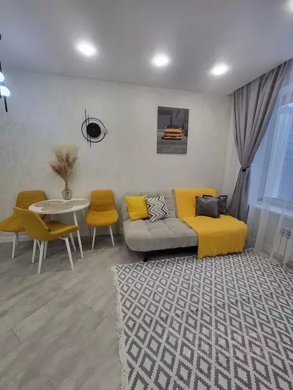 1-к кв. Хакасия, Абакан ул. Генерала Тихонова, 8/3 (40.0 м) - Фото 2