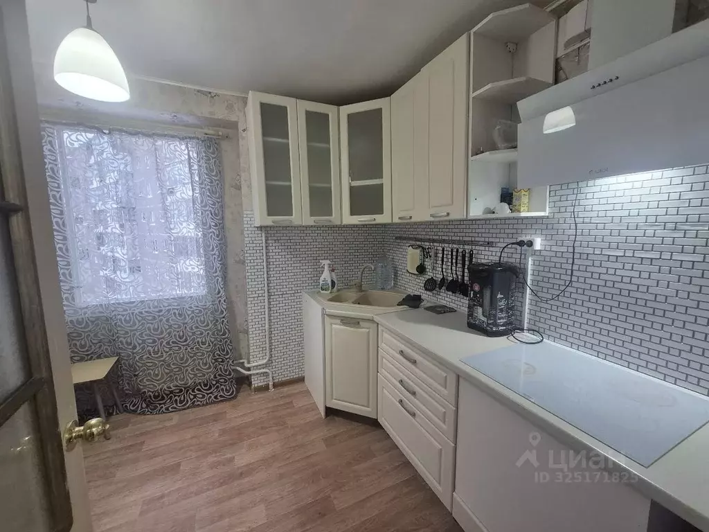 1-к кв. Свердловская область, Екатеринбург ул. Бебеля, 146 (40.0 м) - Фото 1