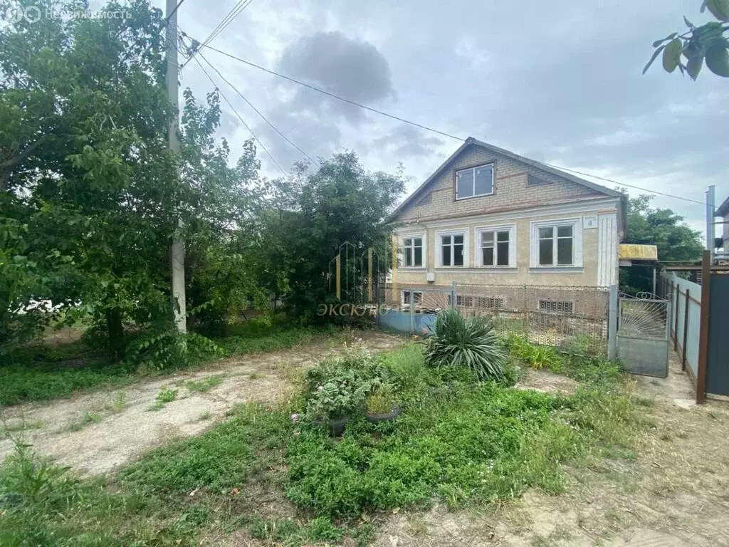 Дом в посёлок Виноградный, Красная улица, 4 (150 м) - Фото 0