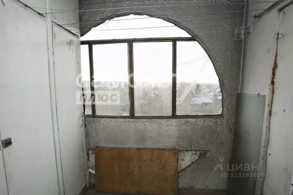 3-к кв. Кемеровская область, Кемерово ул. 1-я Линия, 8 (59.7 м) - Фото 2