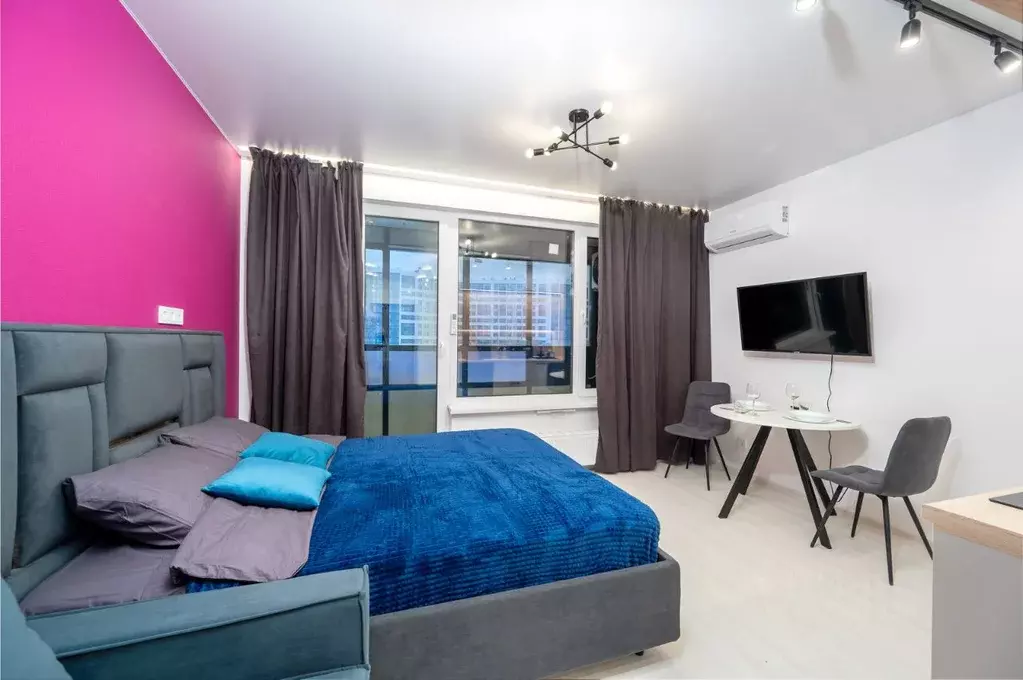 Студия Санкт-Петербург бул. Головнина, 4 (25.0 м) - Фото 0