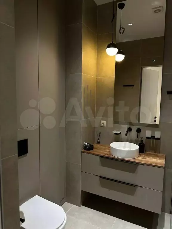 2-к. квартира, 70 м, 36/42 эт. - Фото 1