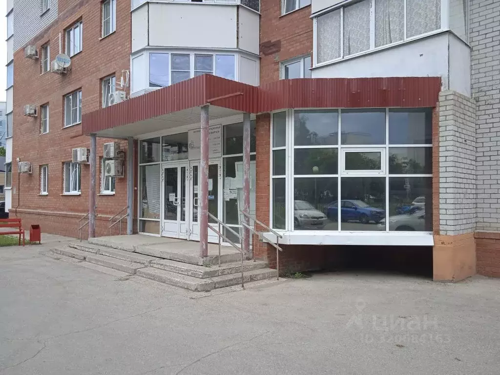 Офис в Самарская область, Тольятти 20-й кв-л, бул. Рябиновый, 15 (114 ... - Фото 1