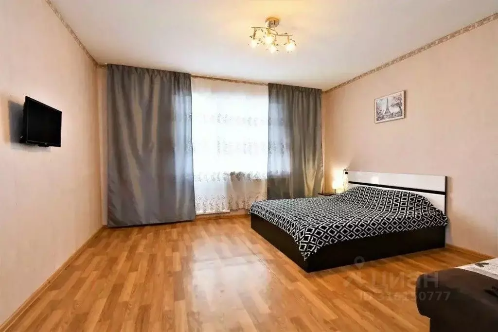 1-к кв. Красноярский край, Красноярск ул. Чернышевского, 106 (42.0 м) - Фото 1