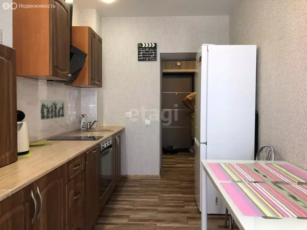 1-комнатная квартира: Калининград, улица Старшины Дадаева, 70 (41.4 м) - Фото 1