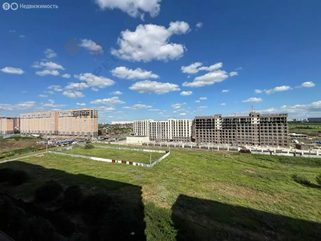 2-комнатная квартира: Краснодар, улица имени Героя Ростовского, 8к1 ... - Фото 0