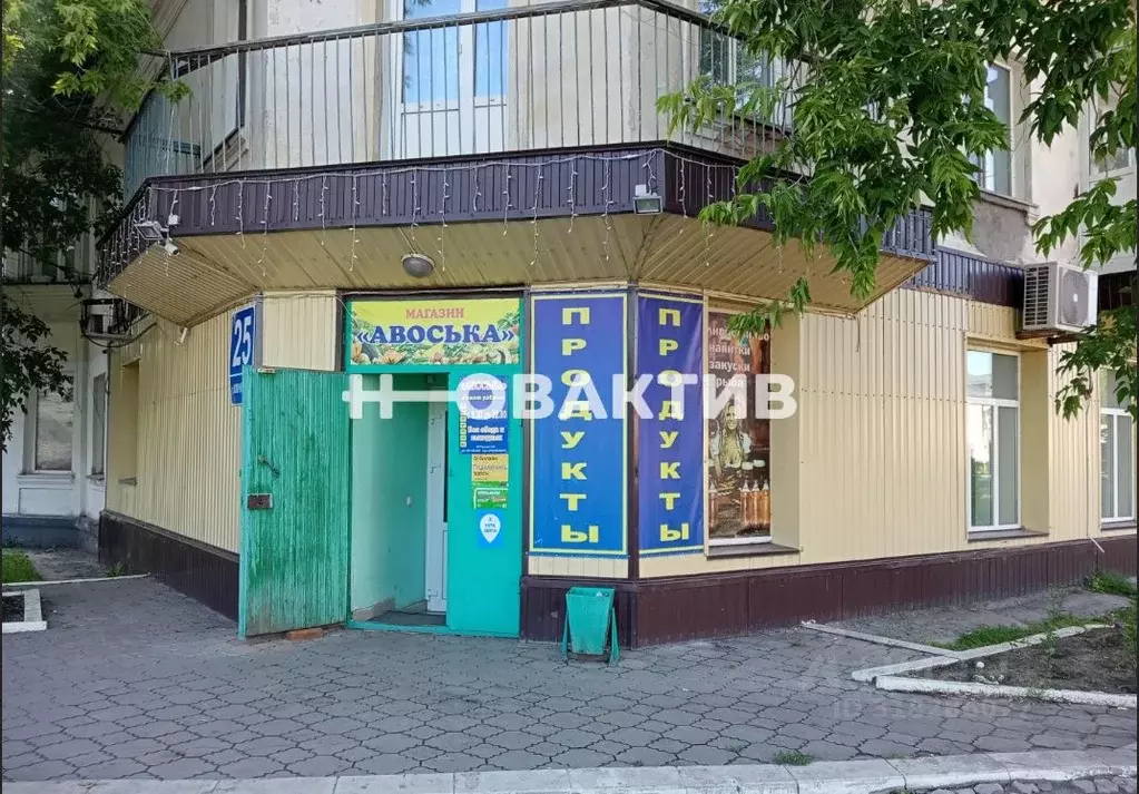 Торговая площадь в Новосибирская область, Барабинск Коммунистическая ... - Фото 0