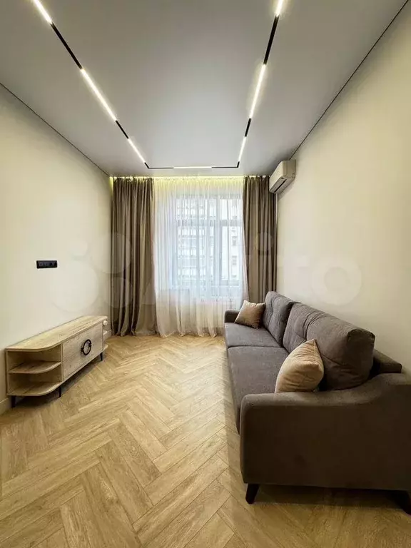 3-к. квартира, 110 м, 7/8 эт. - Фото 1