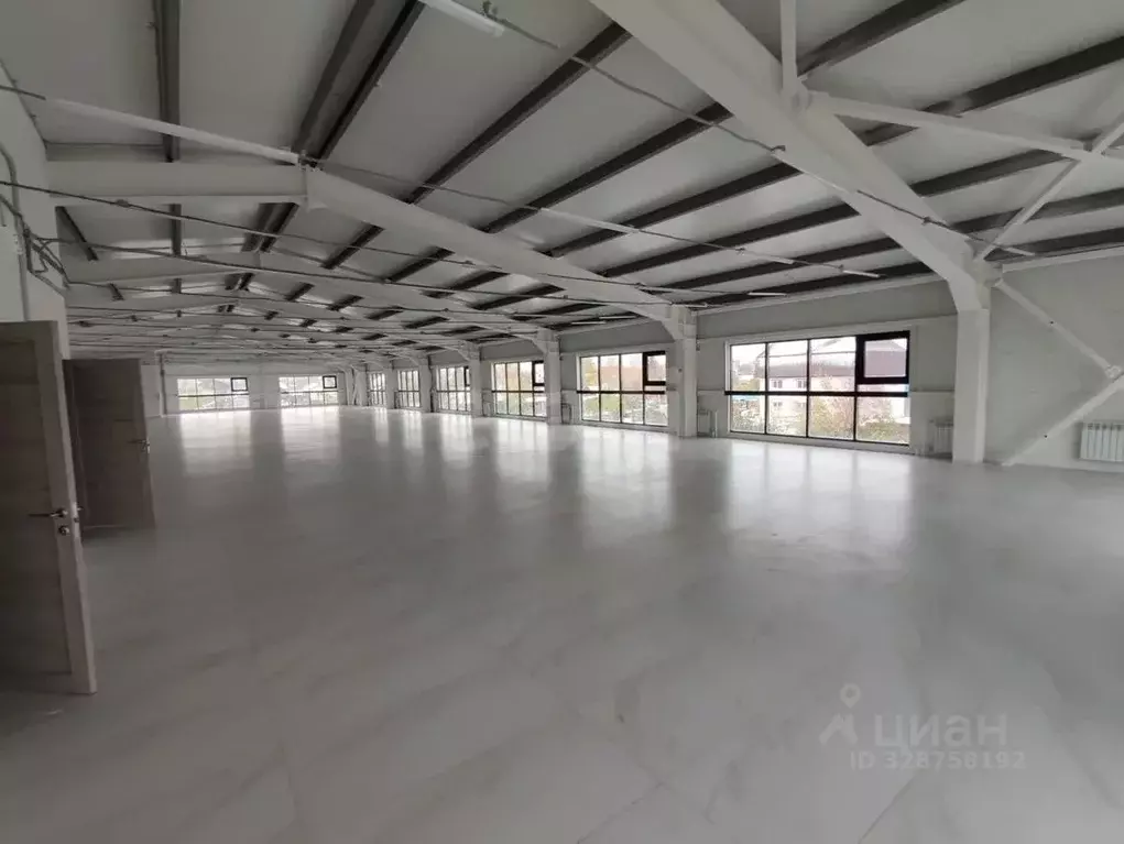 Помещение свободного назначения в Тюменская область, Тюмень ул. ... - Фото 1