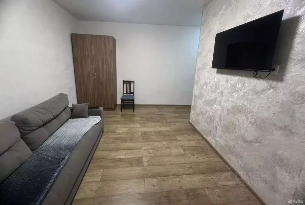 1-к кв. Крым, Симферополь ул. Ангарская, 25 (30.0 м) - Фото 2