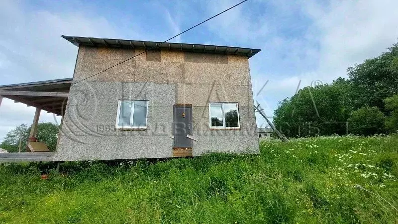 Дом в Ленинградская область, Подпорожское городское поселение, с. ... - Фото 0