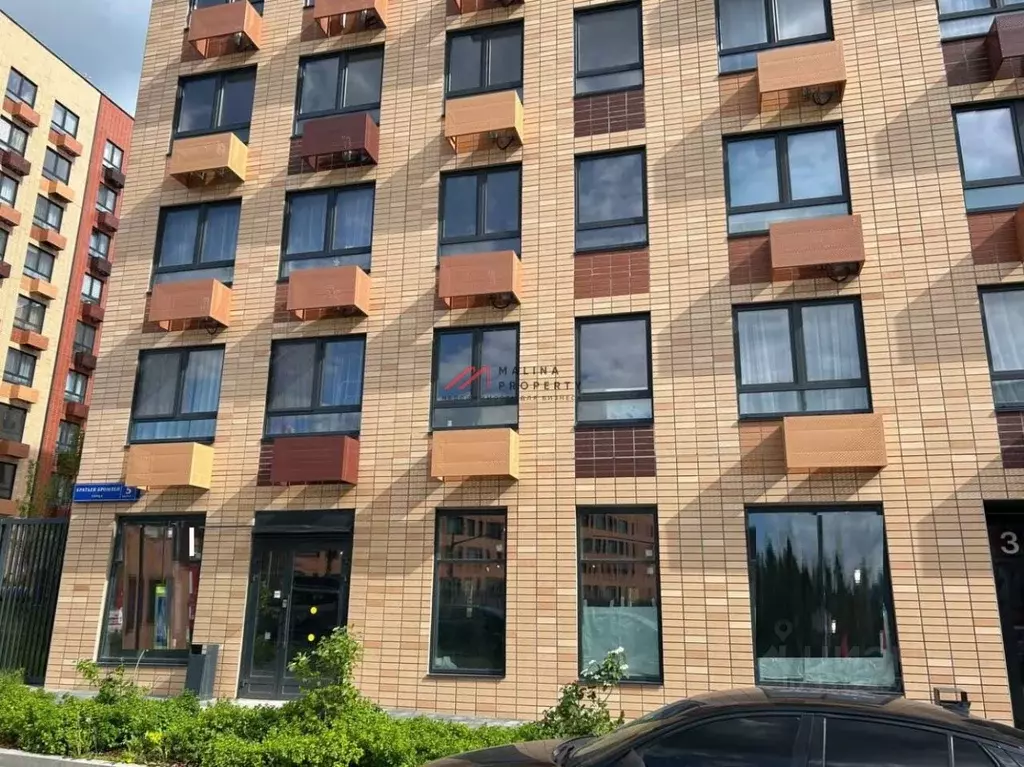 Торговая площадь в Москва ул. Братьев Бромлей, 5к1 (165 м) - Фото 1