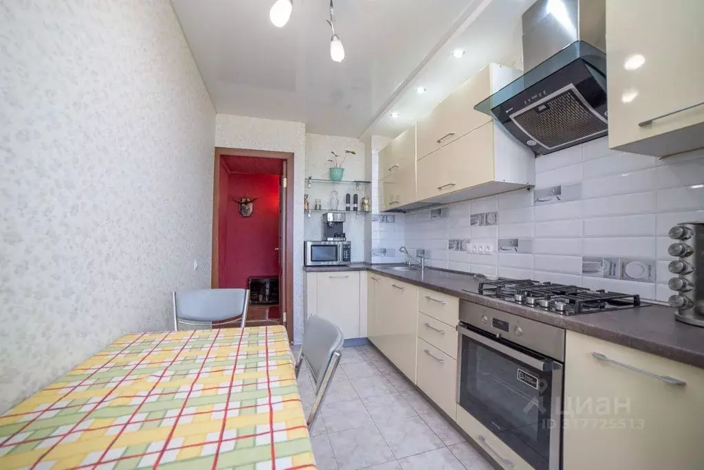 Квартира, 3 комнаты, 59.6 м - Фото 1