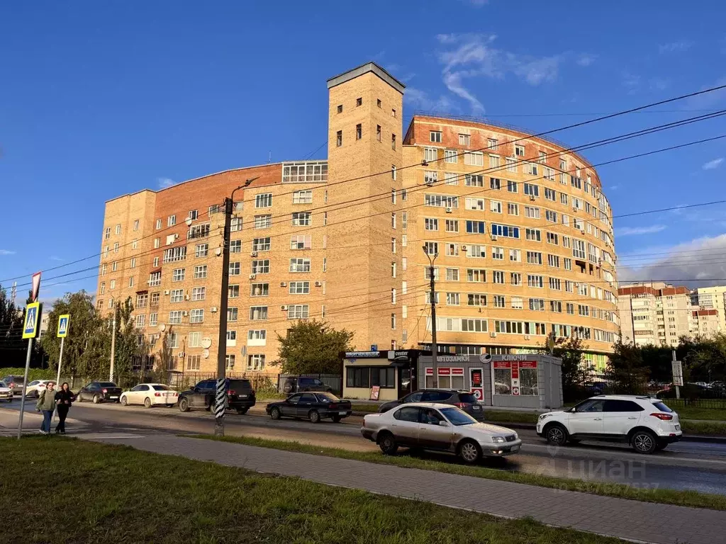 Офис в Омская область, Омск просп. Комарова, 22к1 (179 м) - Фото 0