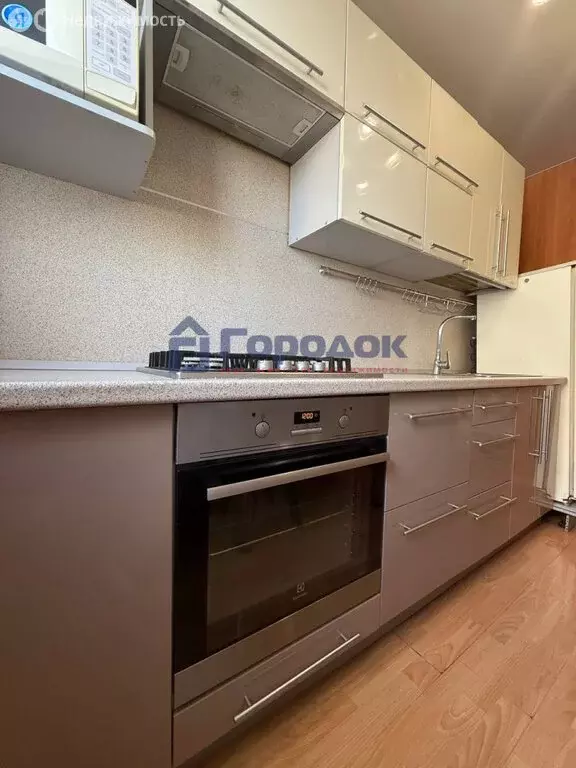 2-комнатная квартира: Каменск-Уральский, Комсомольский бульвар, 49 ... - Фото 1