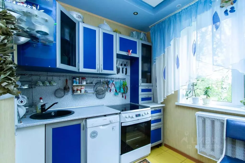 2-к кв. Томская область, Томск пос. Светлый, 6 (53.4 м) - Фото 0