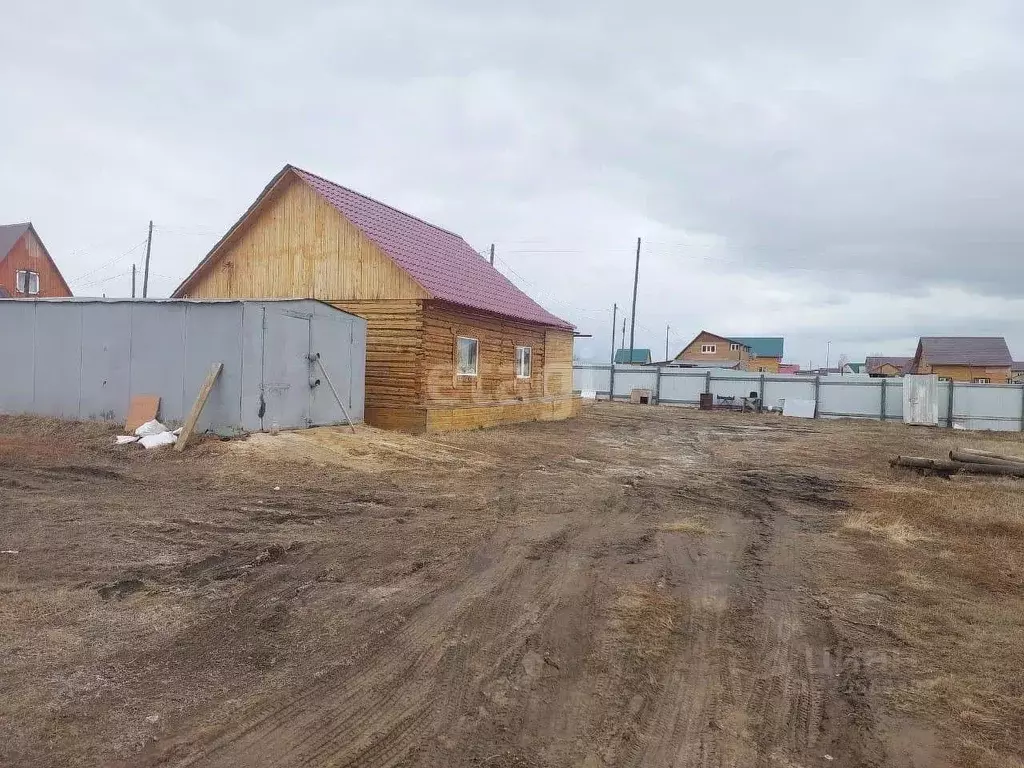 Дом в Саха (Якутия), Якутск Славянская ул., 2/1 (56 м) - Фото 1