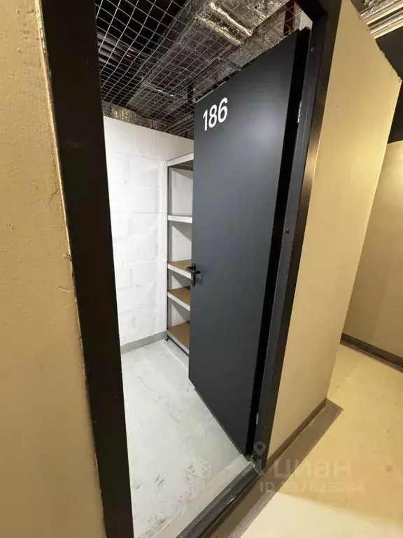 Гараж в Московская область, Красногорск городской округ, пос. ... - Фото 1