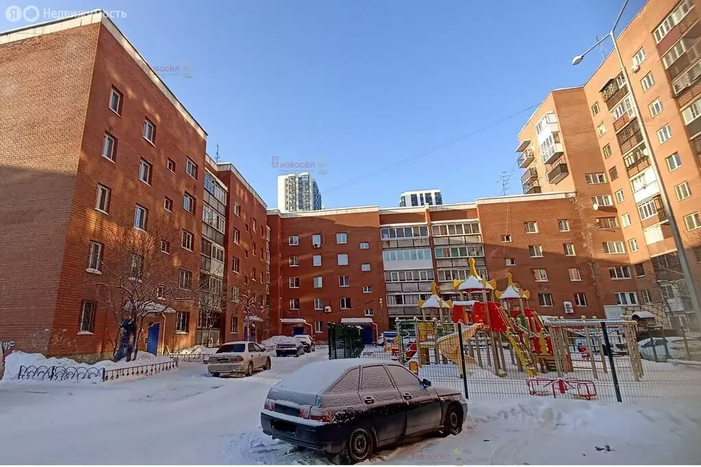 3-комнатная квартира: Екатеринбург, Надеждинская улица, 20 (60 м) - Фото 2