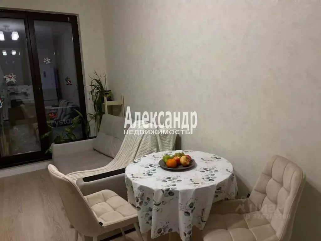 1-к кв. Ленинградская область, Мурино Всеволожский район, бул. ... - Фото 1