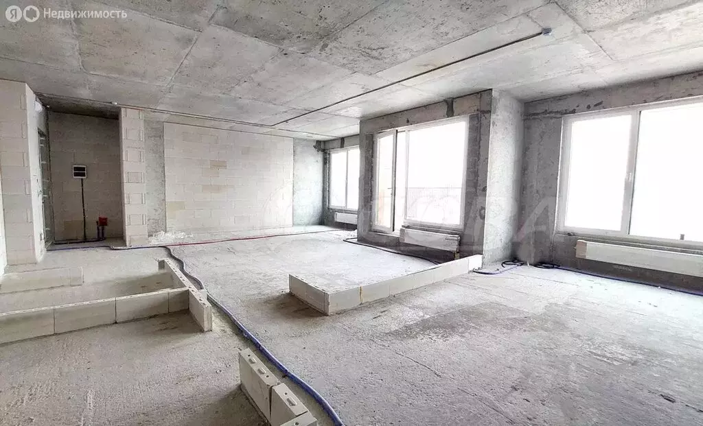 Квартира-студия: Тюмень, Первомайская улица, 8 (83.3 м) - Фото 1