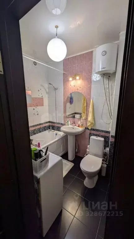 1-к кв. Тюменская область, Тюмень ул. Станционная, 24к1 (37.0 м) - Фото 2