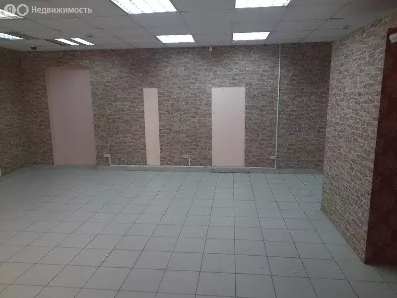 Торговая площадь (50 м) - Фото 1