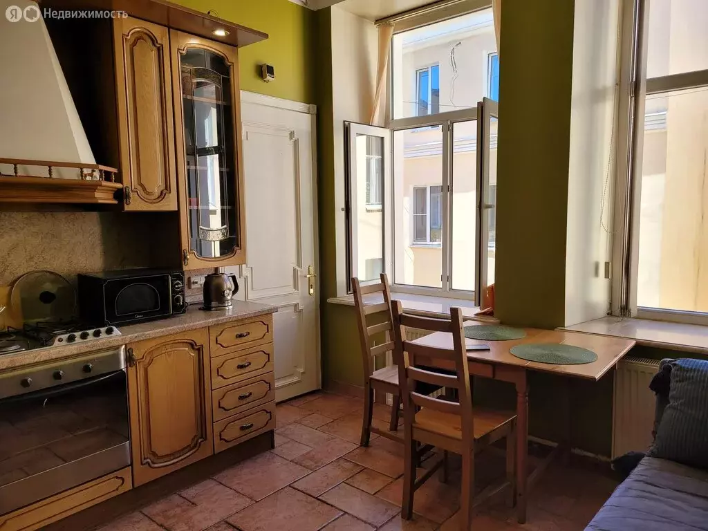 3-комнатная квартира: Санкт-Петербург, улица Марата, 33 (111 м) - Фото 0