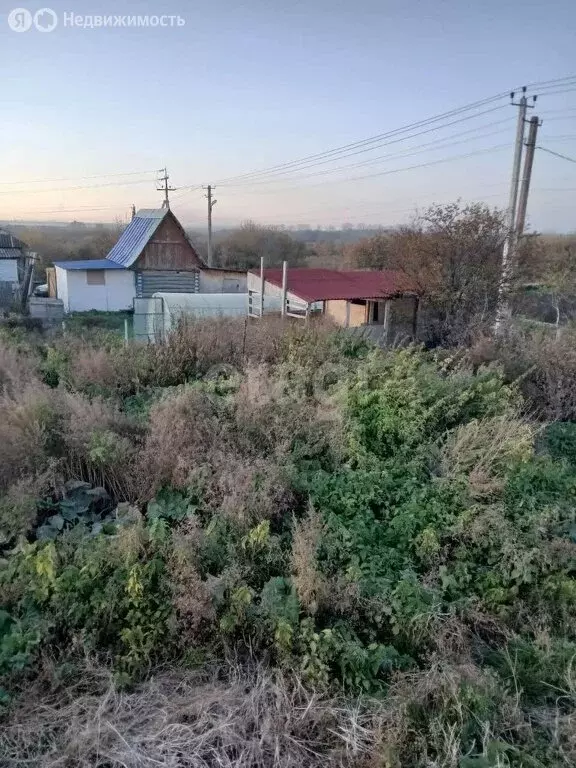 Участок в село Большой Куганак, Коммунистическая улица (12.7 м) - Фото 0