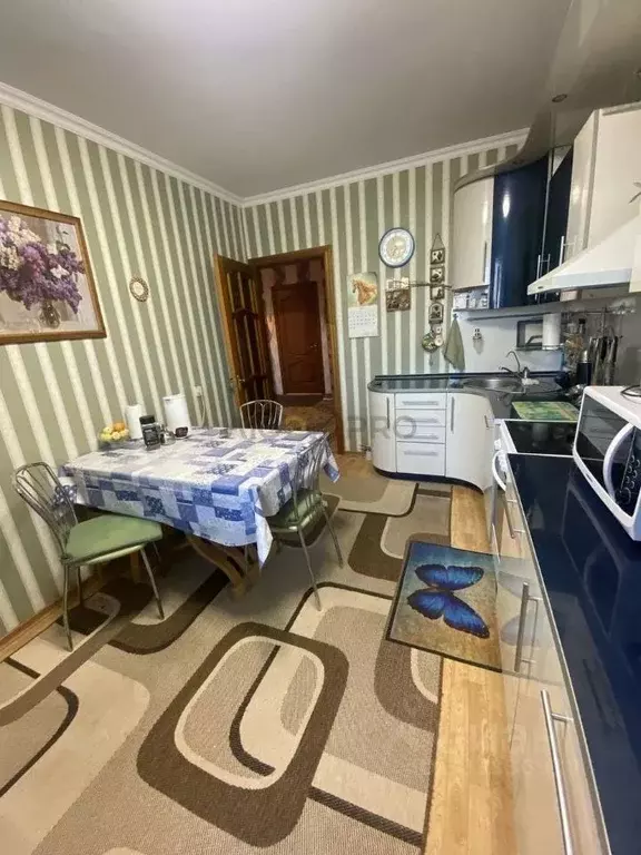 2-к кв. Воронежская область, Воронеж Московский просп., 94 (71.3 м) - Фото 2