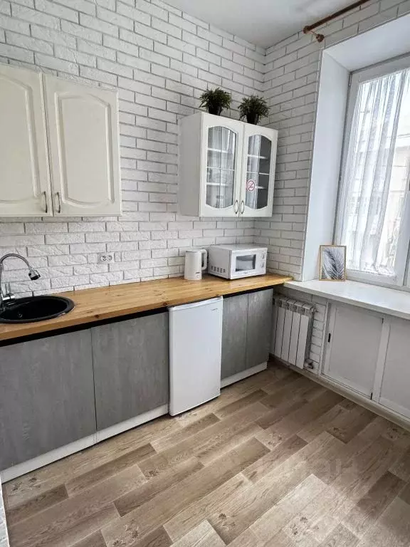 1-к кв. Свердловская область, Нижний Тагил ул. Патона, 8/4 (40.0 м) - Фото 1