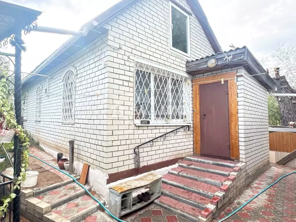 Дом в Саратовская область, Балаково Луч СТ, ул. Центральная, 16 (60 м) - Фото 1