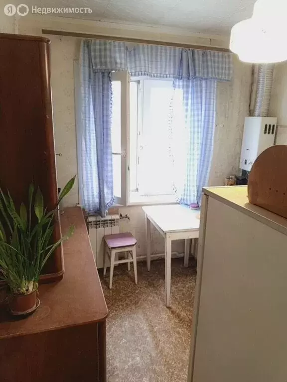 2-комнатная квартира: Новомосковск, Октябрьская улица, 10 (46 м) - Фото 2