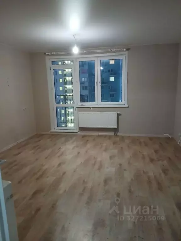 Студия Красноярский край, Красноярск ул. Петра Подзолкова, 24 (31.0 м) - Фото 1