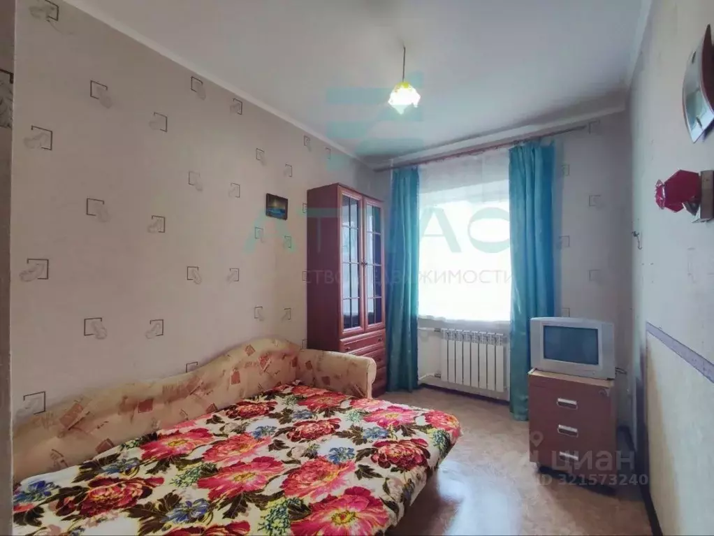 3-к кв. Крым, Симферополь ул. Зенитная, 152 (52.4 м) - Фото 1