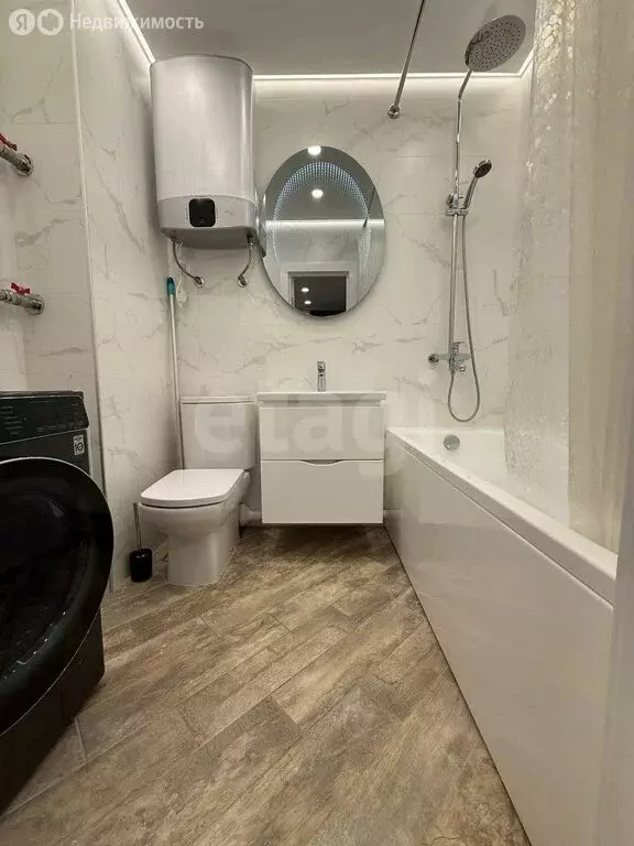 1-комнатная квартира: Воронеж, улица Перевёрткина, 1/10 (50 м) - Фото 2