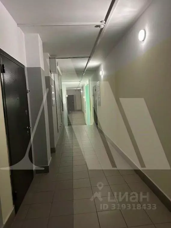 1-к кв. Омская область, Омск Взлетная ул., 11 (45.4 м) - Фото 1