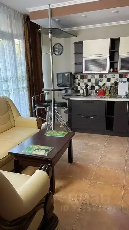 Комната Крым, Алушта муниципальный округ, Партенит пгт ул. Горная, 8 - Фото 1