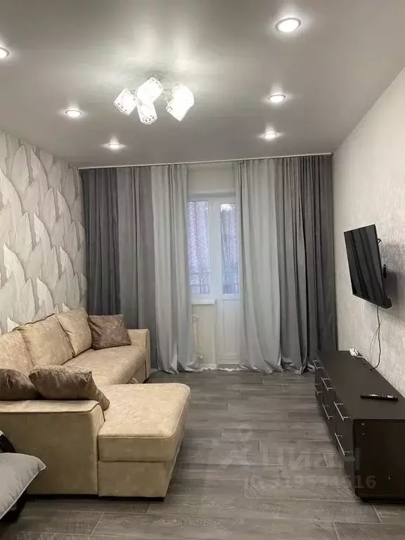 2-к кв. Хакасия, Абакан ул. Маршала Жукова, 17 (67.0 м) - Фото 0